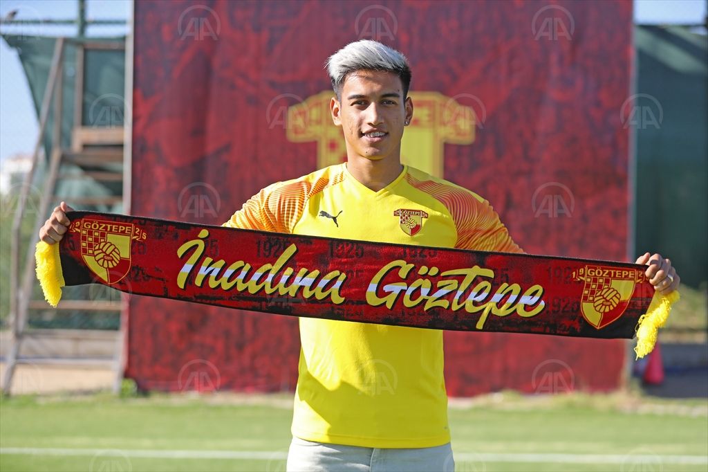 Göztepe’den kaleye takviye