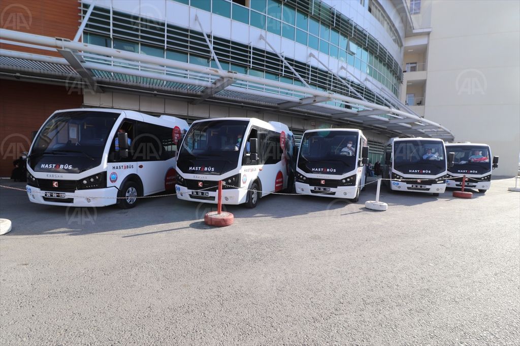 Ağrı’da Kovid-19 testi pozitif çıkan hastalar “hastabüs” ile evlerine götürülecek