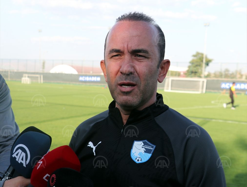Erzurumspor Teknik Direktörü Mehmet Özdilek: “Saha avantajını kullanarak mücadelenin içinde olacağız”
