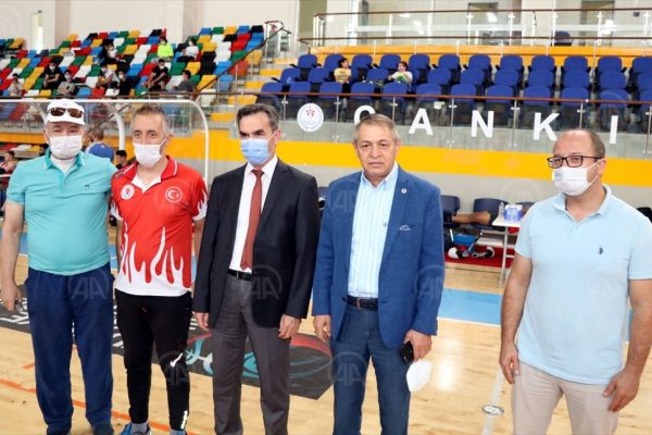 Boks Milli Takımı’nın İngiliz boksörlerle Çankırı’daki kampı sürüyor