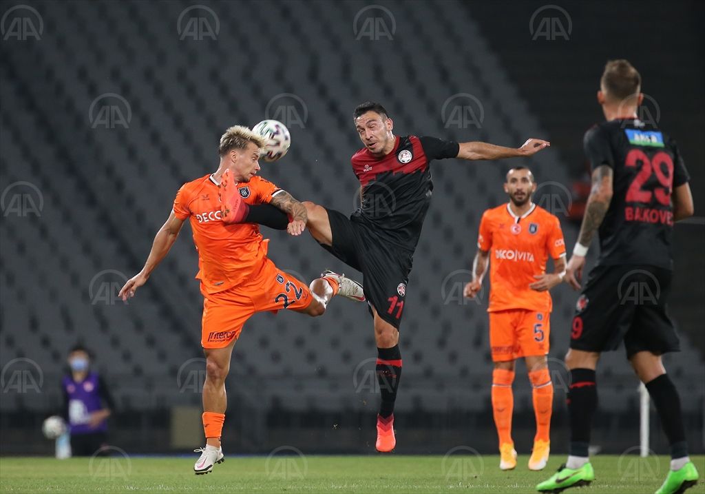 Medipol Başakşehir, 3 maç 3 yenilgi