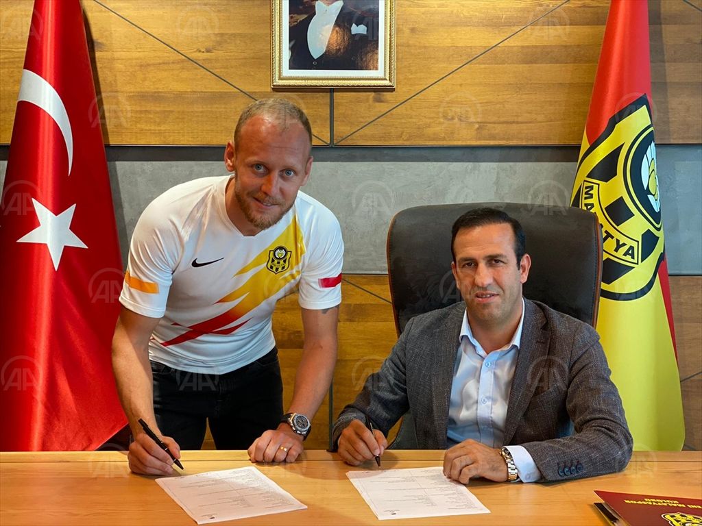 Yeni Malatyaspor, Semih Kaya’yı transfer etti