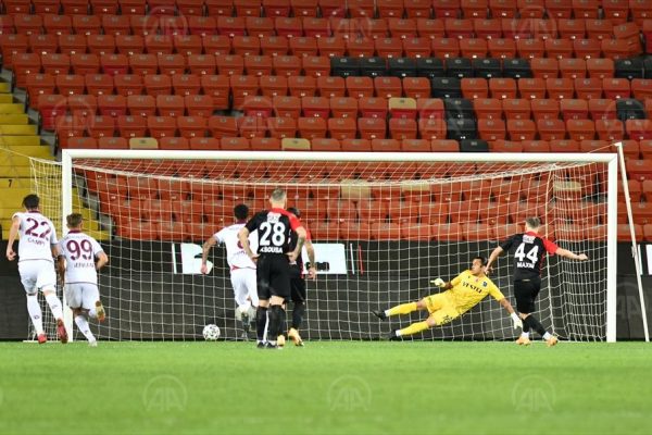 Trabzonspor 90. Dakikada Penaltıdan Yedi: 1-1
