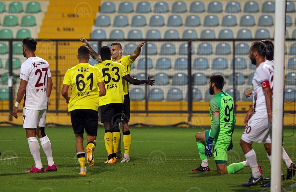 İstanbulspor: 2 – Royal Hastanesi Bandırmaspor: 1