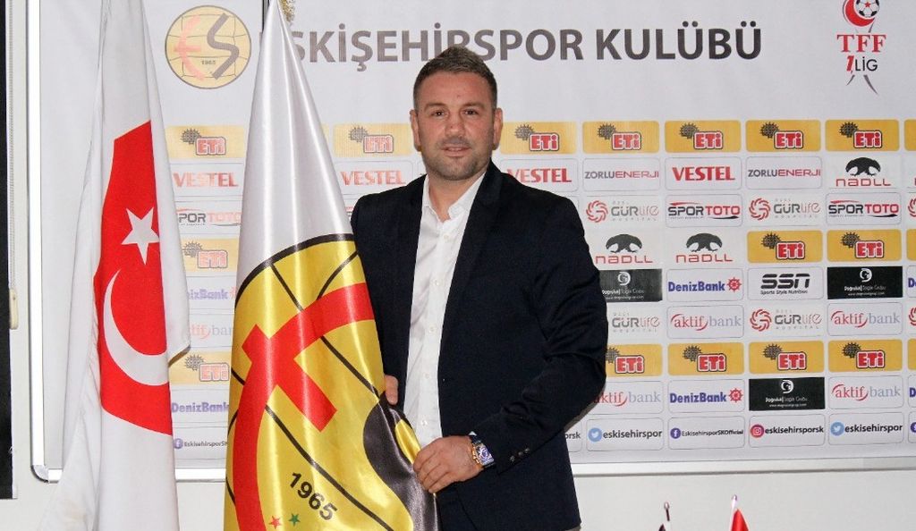 Eskişehirspor’un yeni teknik direktörü İlhan Var oldu