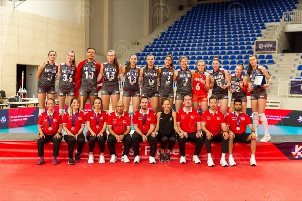 Avrupa ikincisi olduk Teşekkürler KIZLAR