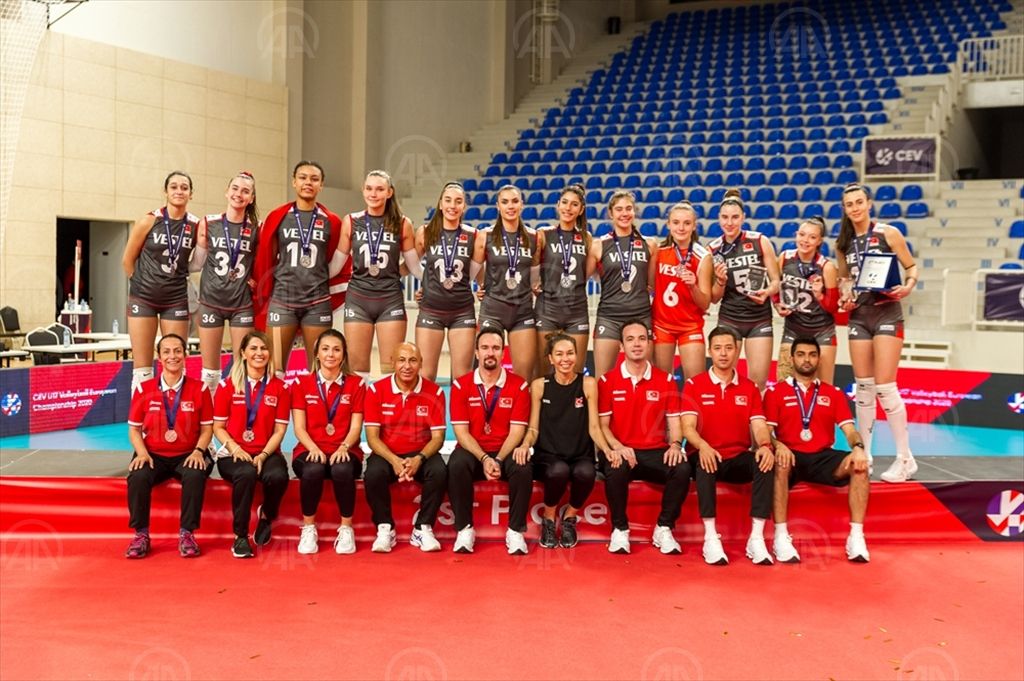 Avrupa ikincisi olduk Teşekkürler KIZLAR