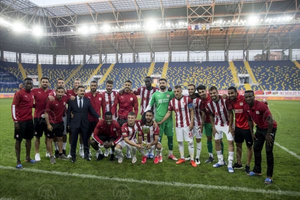 Demir Grup Sivasspor kupasını aldı