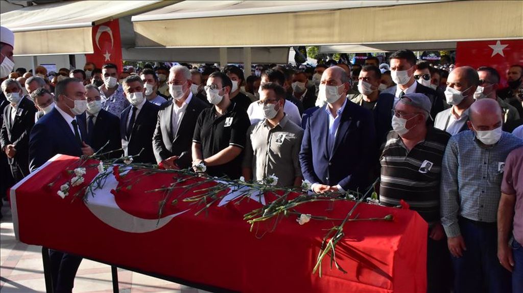 Kilis Belediye Başkanı Bulut, son yolculuğuna uğurlandı