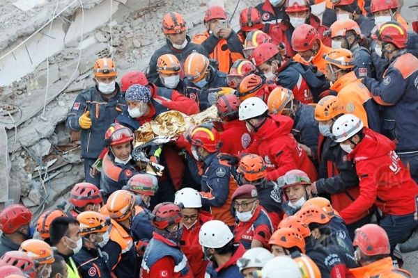 İzmir için bir destekte iş insanı Güven Polat’dan geldi!