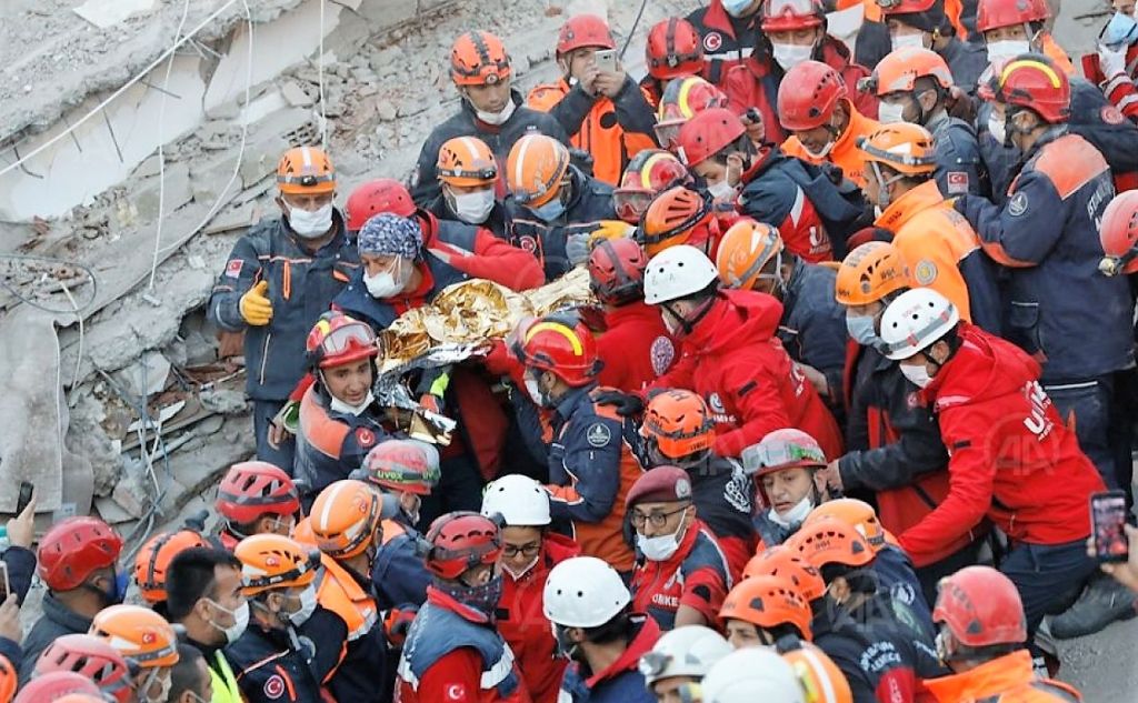 İzmir için bir destekte iş insanı Güven Polat’dan geldi!