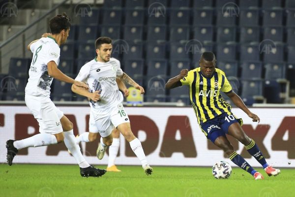 Fenerbahçe’nin 4 maçlık galibiyet serisini Konyaspor bitirdi