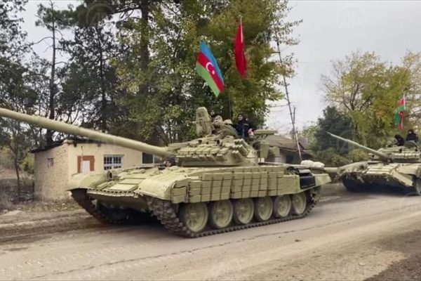 Azerbaycan ordusu 27 yıldır işgal altında bulunan Ağdam’a girdi