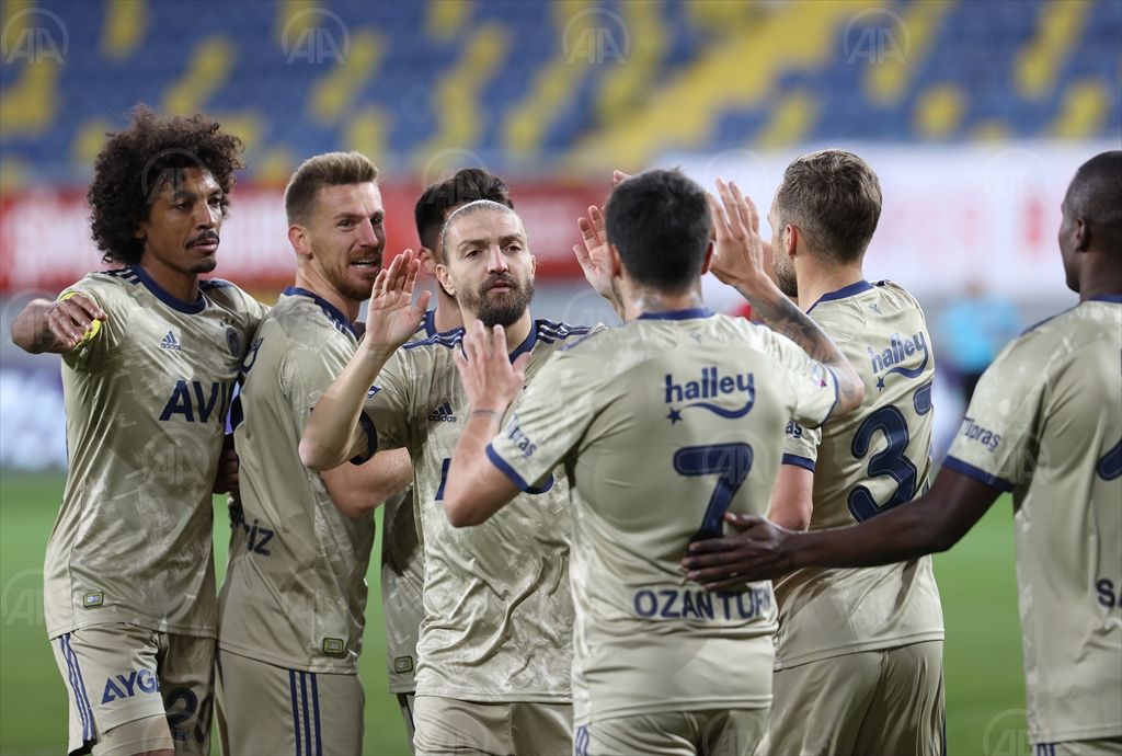 Fenerbahçe, başkentte rahat kazandı