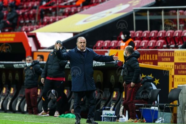 Galatasaray Teknik Direktörü Fatih Terim: “Çok üzgünüm