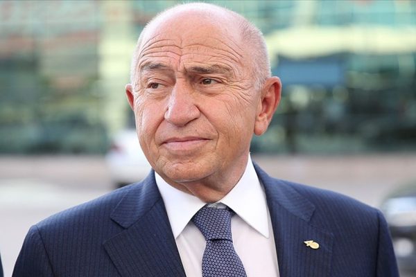 TFF Başkanı Nihat Özdemir’in koronavirüs testi pozitif çıktı