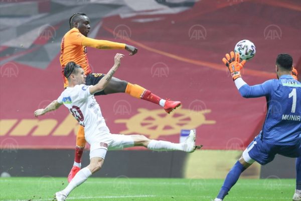 Galatasaray yenilgiyi unuttu
