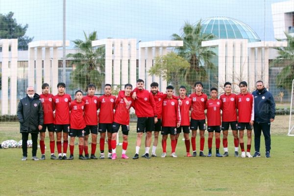 Antalyaspor’da Doğukan Sinik ile Bahadır Öztürk, 15 yaş altı takımıyla çalıştı