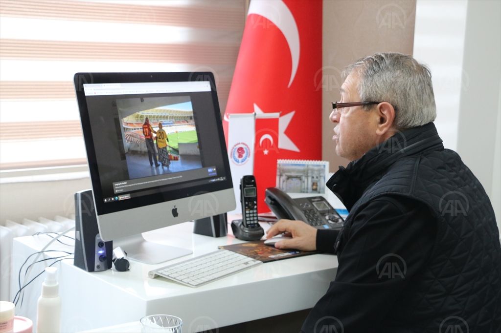 Türkiye Boks Federasyonu Başkanı Eyüp Gözgeç, AA’nın “Yılın Fotoğrafları” oylamasına katıldı