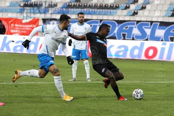 Büyükşehir Belediye Erzurumspor evinde dondu: 1-2