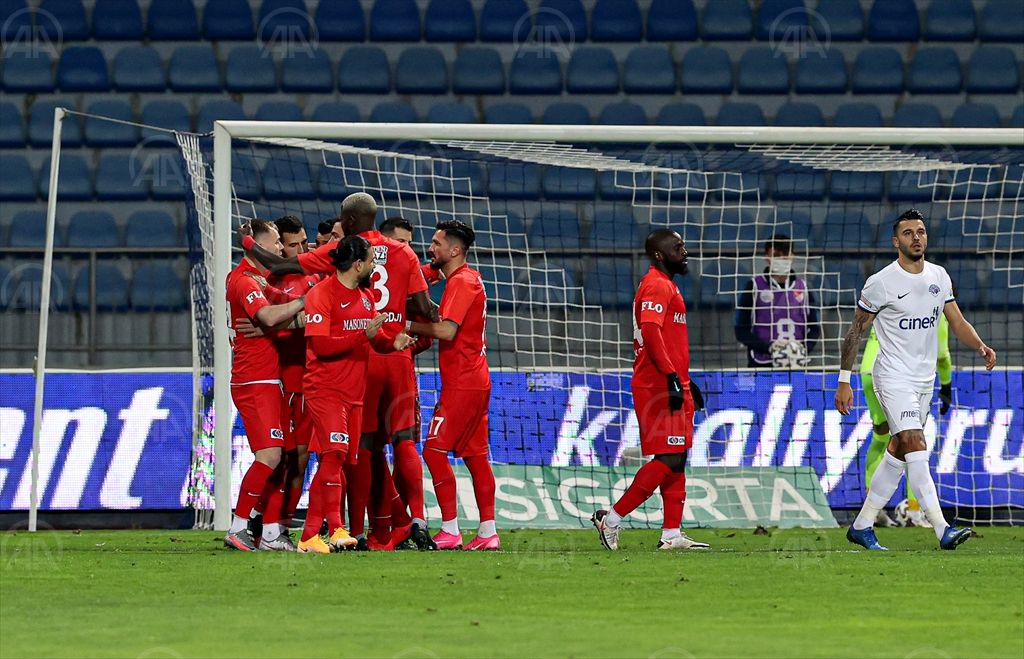 Gaziantep FK zirveye doğru