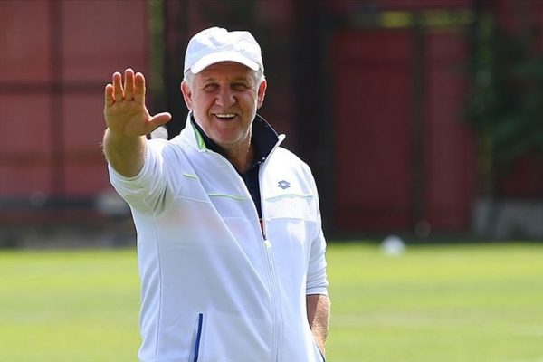 Büyükşehir Belediye Erzurumspor, teknik direktör Mesut Bakkal ile anlaştı