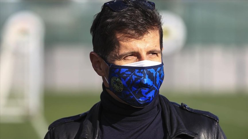 Emre Belözoğlu: “Sesi yükseltmek gerçekten çok kolay, derdimiz sözü yükseltmek”