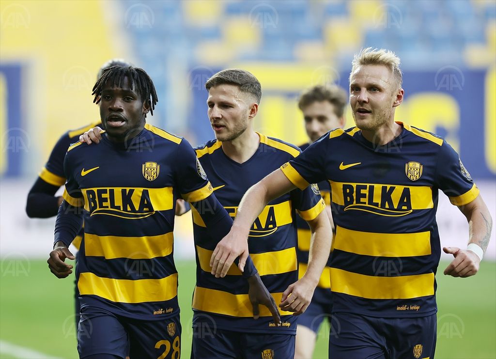 MKE Ankaragücü: 3 – Yeni Malatyaspor: 1