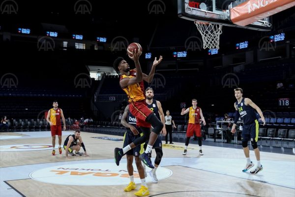 Fenerbahçe Beko, Galatasaray’ı deplasmanda yendi: 87-73
