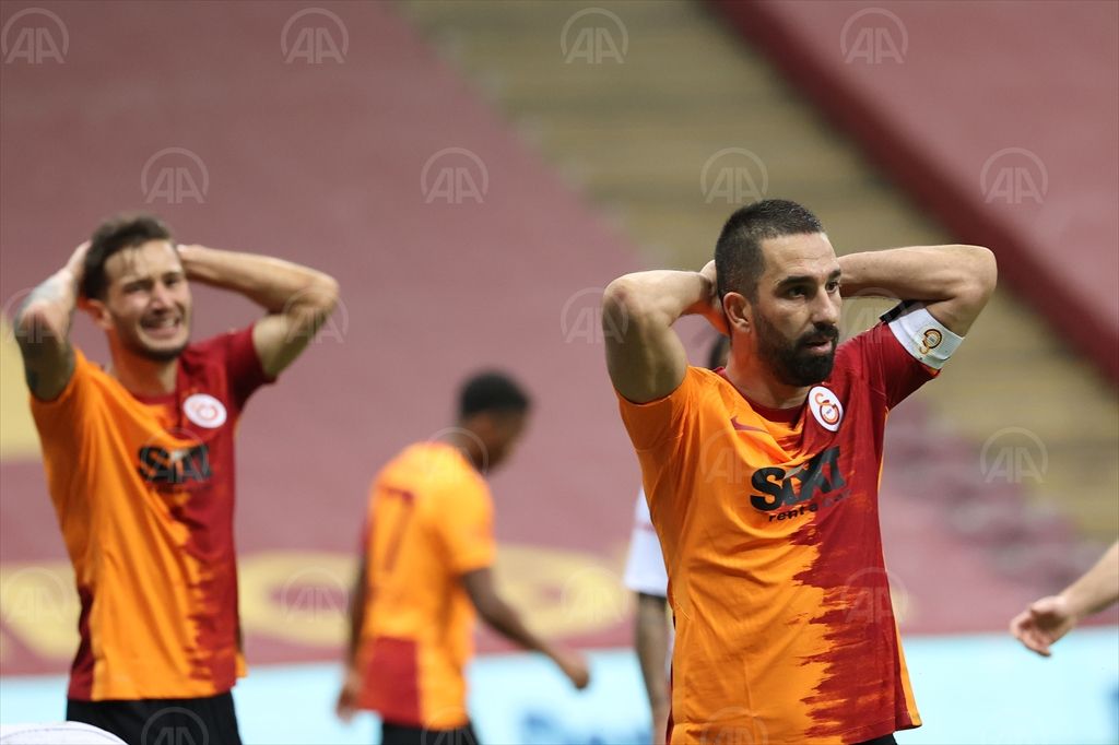 Galatasaray, averajla liderliği kaybetti