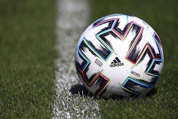 Futbolda ara transfer dönemi yarın başlıyor