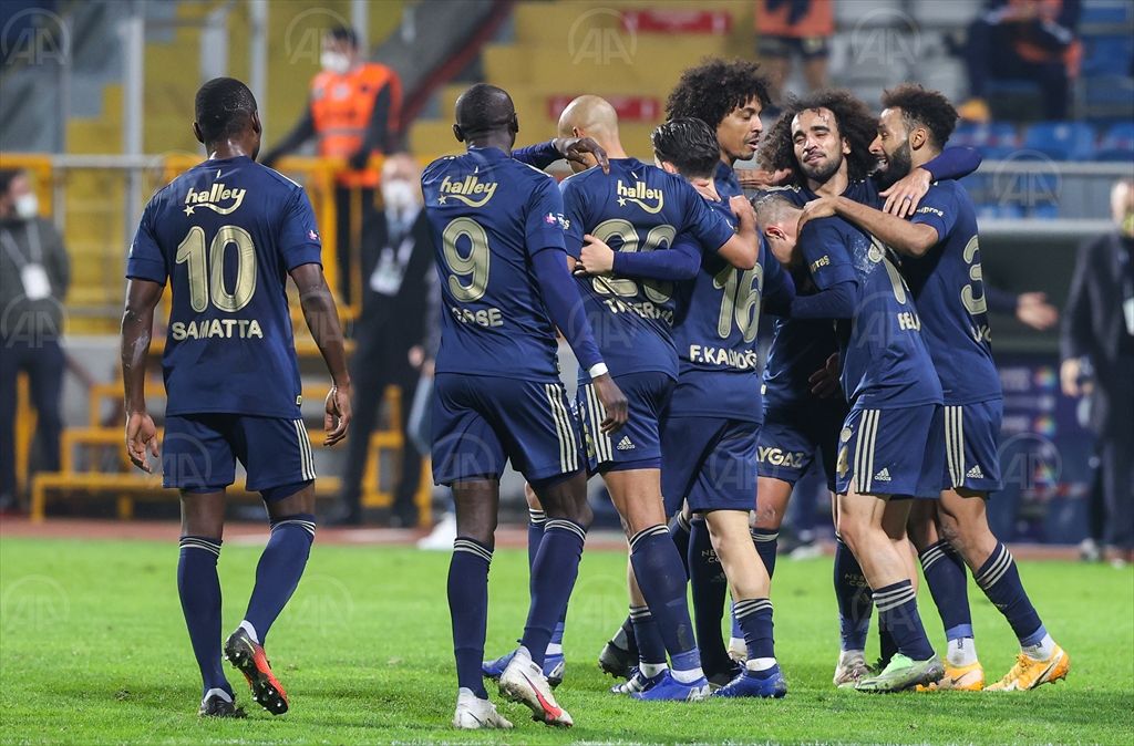 Fenerbahçe, 3 puanı 3 golle aldı