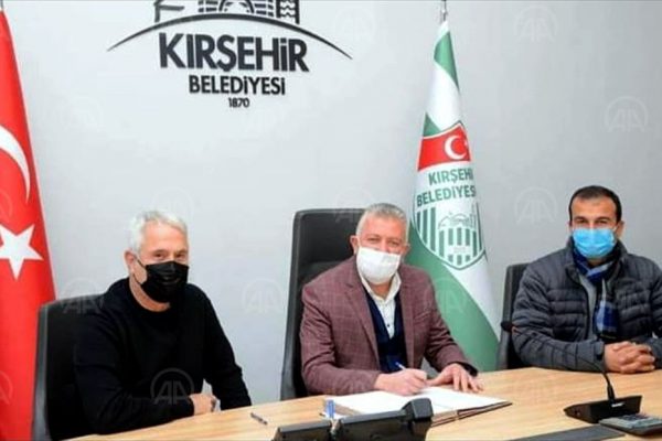 Kırşehir Belediyespor teknik direktör Ercüment Coşkundere ile anlaştı