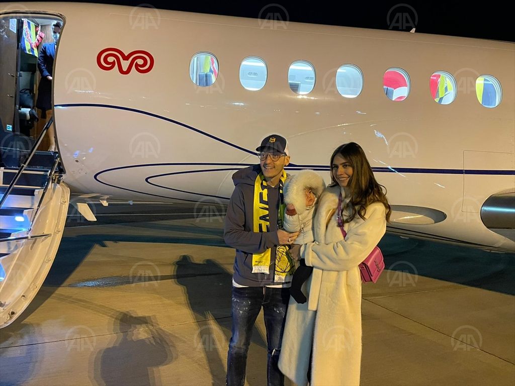 Mesut Özil, İstanbul’a geliyor