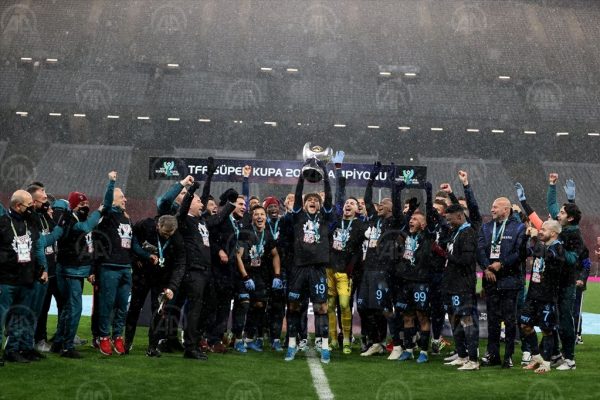 TFF Süper Kupa Trabzonspor’un