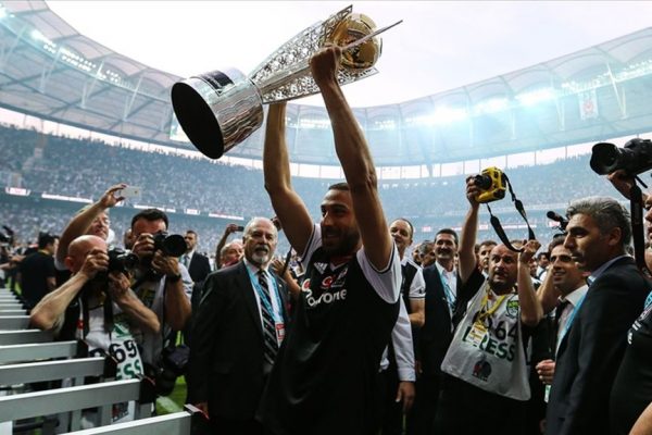 Cenk Tosun, Beşiktaş yolunda