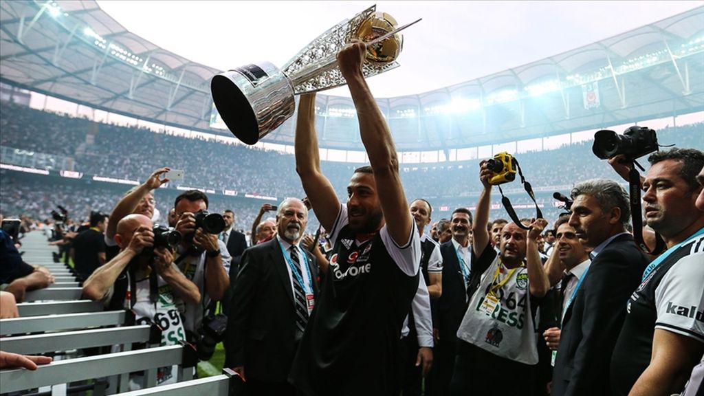 Cenk Tosun, Beşiktaş yolunda