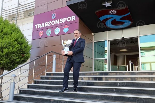 TFF Süper Kupa, Trabzonspor Şamil Ekinci Müzesi’ndeki yerini aldı