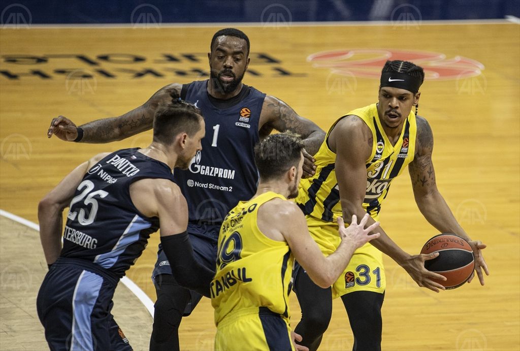 Fenerbahçe Beko: 92 – Zenit: 84