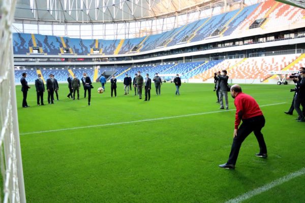 AK Parti Sözcüsü Ömer Çelik, Yeni Adana Stadı’nın gelecek hafta açılacağını söyledi