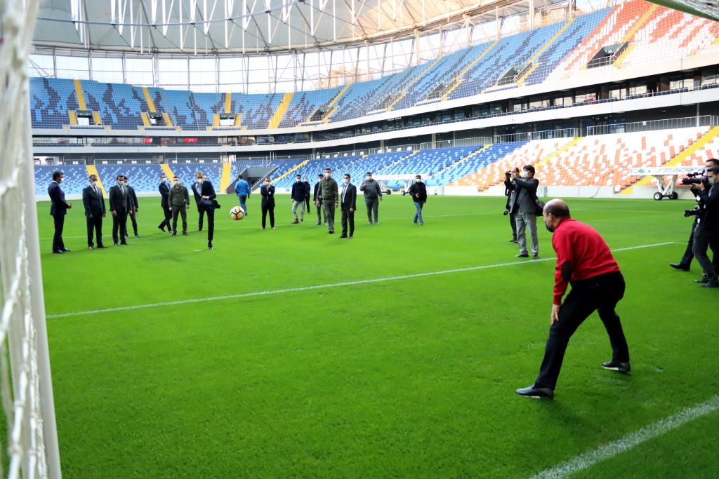 AK Parti Sözcüsü Ömer Çelik, Yeni Adana Stadı’nın gelecek hafta açılacağını söyledi