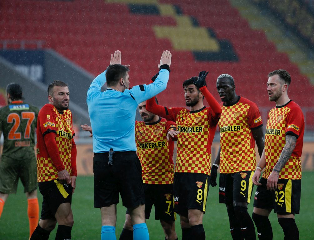 Göztepe: 2 – Medipol Başakşehir: 1