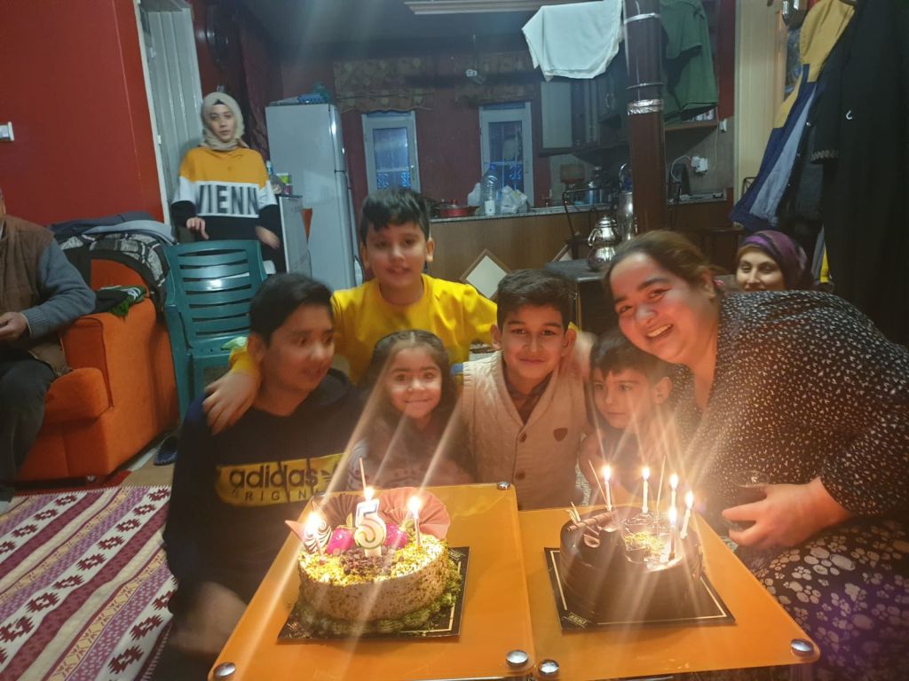 Fenerbahçe’li Ebubekir’e 5 yıldızlı doğum günü