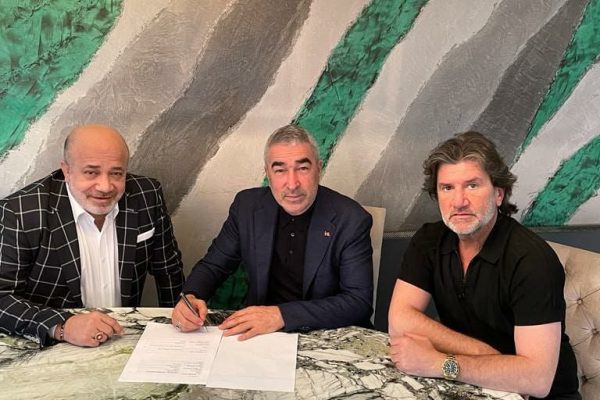 Adana Demirspor, teknik direktör Samet Aybaba ile sözleşme imzaladı
