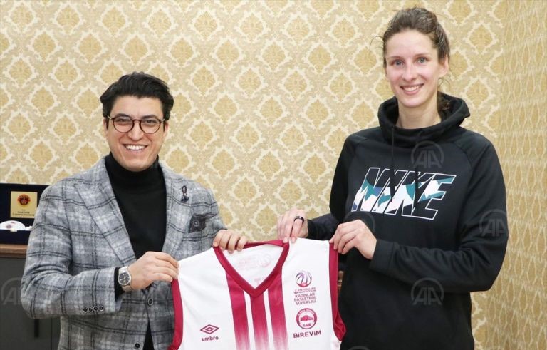 Birevim Elazığ İl Özel İdare, Kristine Vitola’yı transfer etti