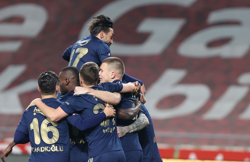 Fenerbahçe, Konya’dan 3 puanla dönüyor