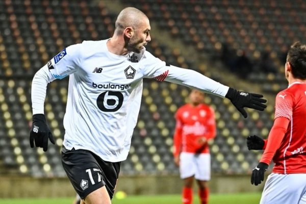 Burak Yılmaz, 2 ay sonra maç kadrosunda