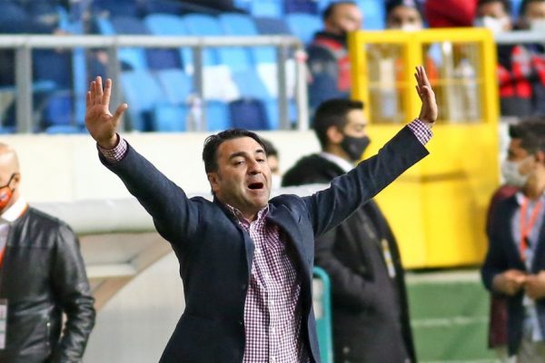 Adanaspor’da teknik direktör Emrah Bayraktar ile yollar ayrıldı
