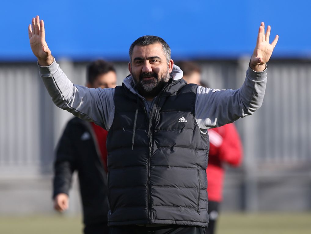 Ankaraspor’da Ümit Özat dönemi sona erdi