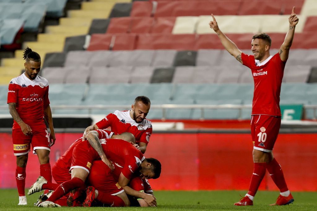 Ziraat Türkiye Kupası’nda Antalyaspor, finalde Beşiktaş’ın rakibi oldu